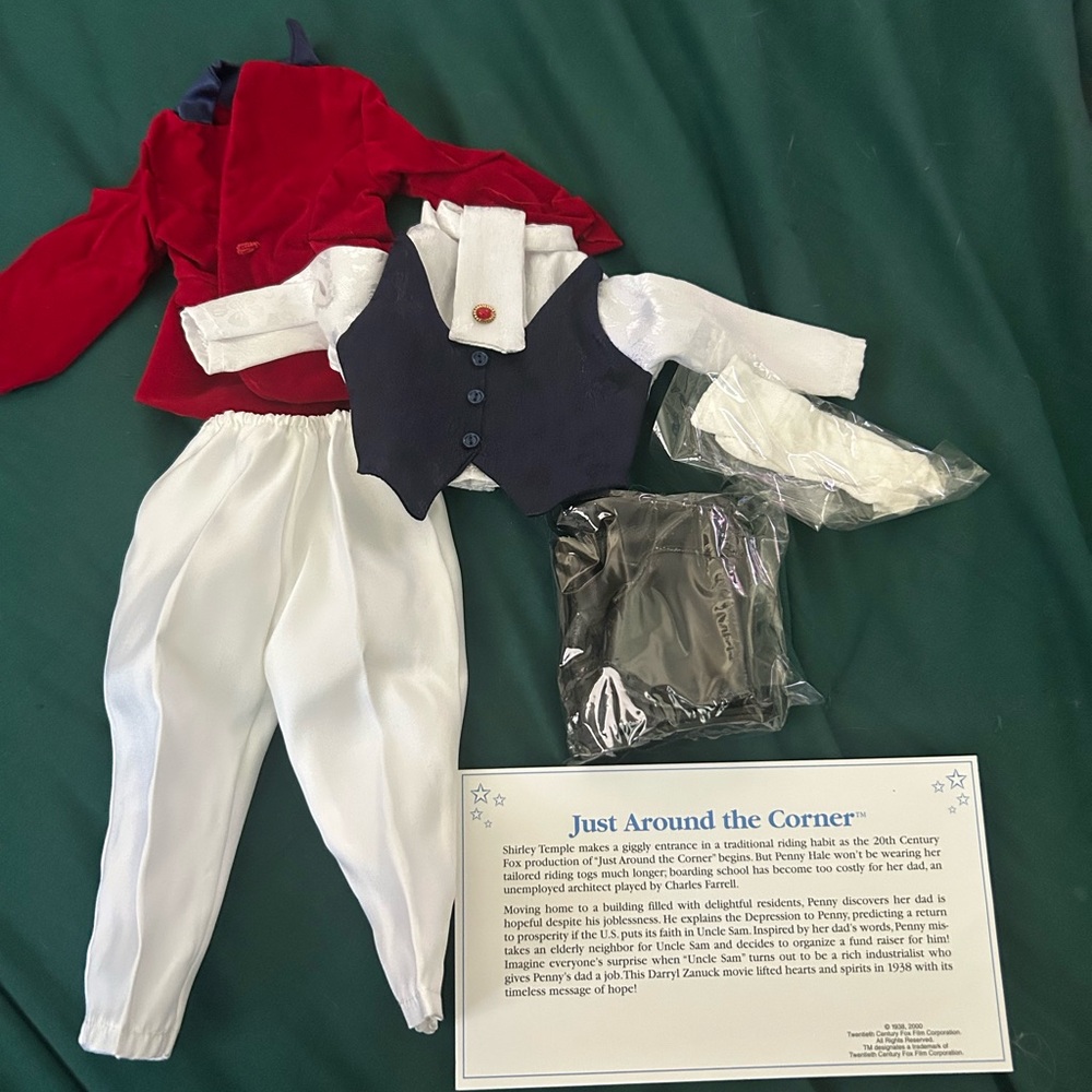 Just around the corner doll outfit